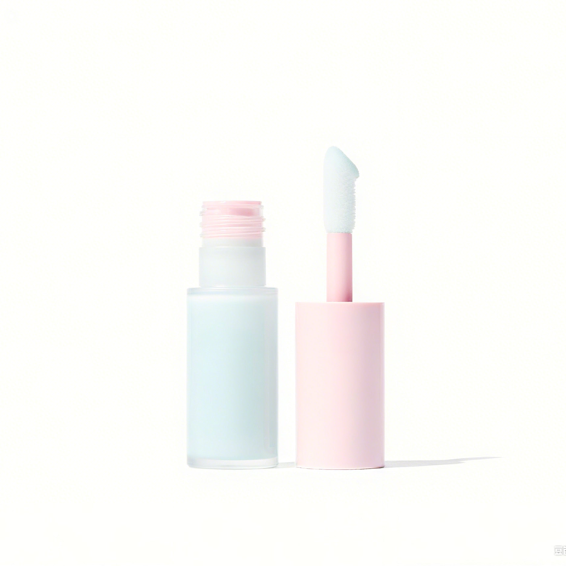 Transparent moisturizing lip gloss