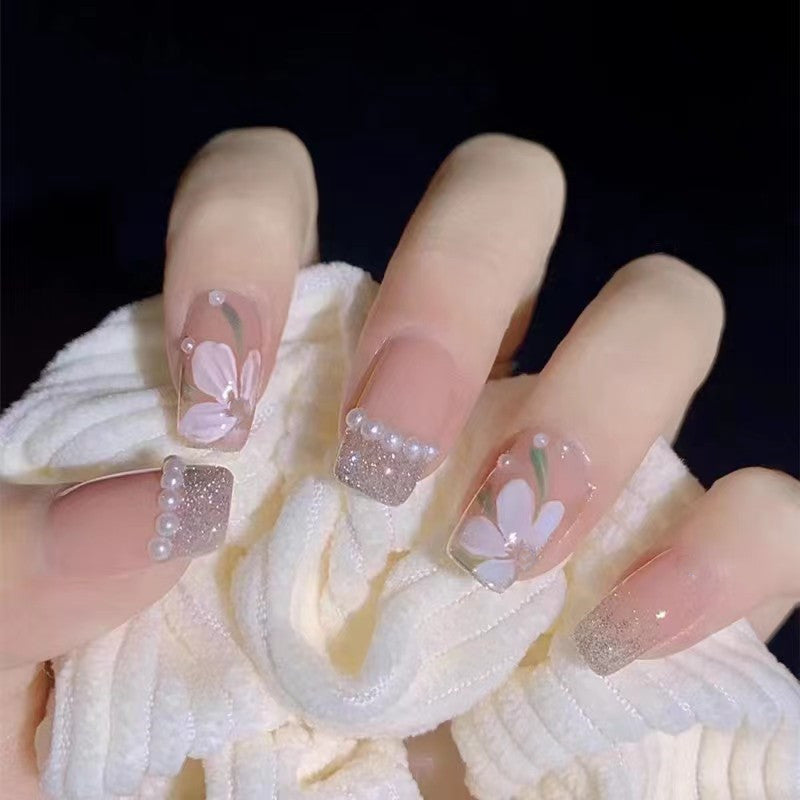 Lilac Pearl Decor Medium Press On Nails