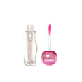Hydrating, lightweight, full-bodied, non-sticky transparent lip gloss